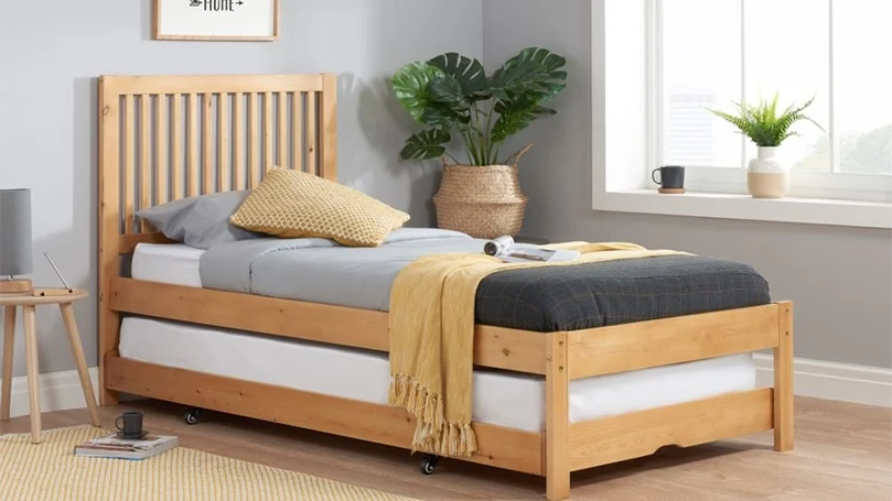 une image de Buxton Pine Wooden Guest Bed Frame