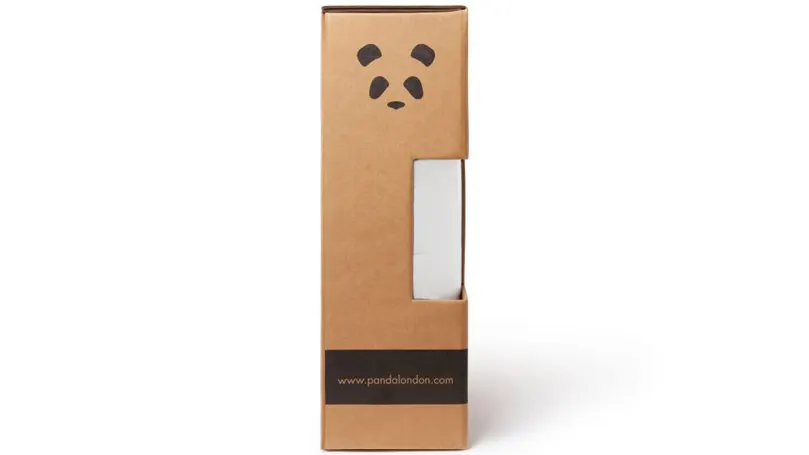 Image de l'oreiller en bambou Panda Hybrid dans un emballage