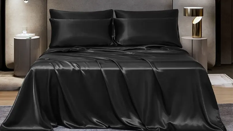 step-5_dushow-black-satin-bed-sheets