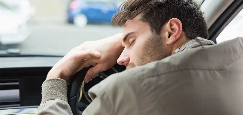 Image en vedette pour Comment dormir dans une voiture.