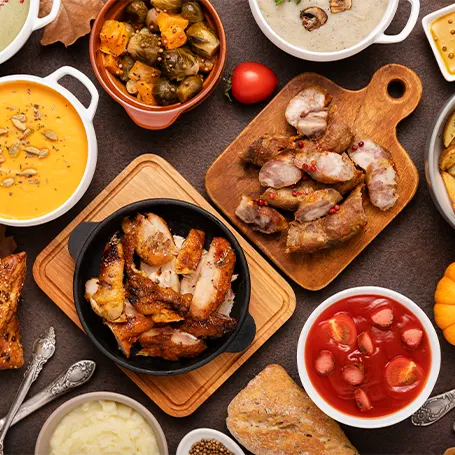 Image de différents types d'aliments sur une table